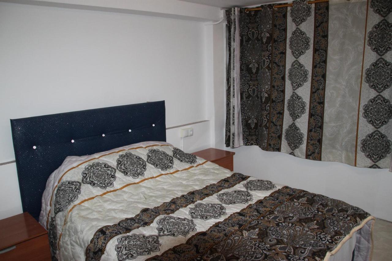 Pension La Lambra Azul Alicante Exterior photo
